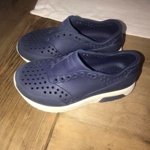 Native Kids Shoes - Size 8 Navy